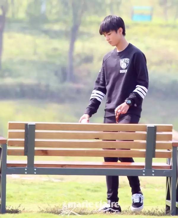 tfboys的穿搭风格,tfboys炸裂穿搭