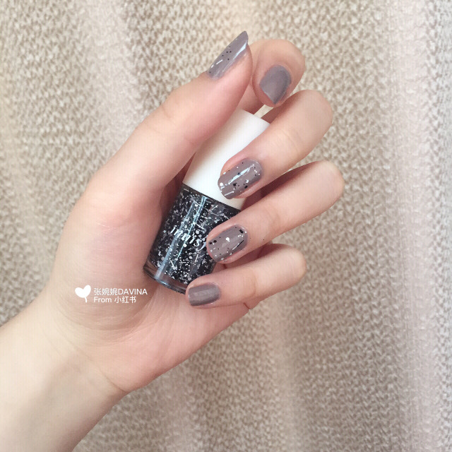 十种指甲油颜色,10种颜色的指甲油是什么