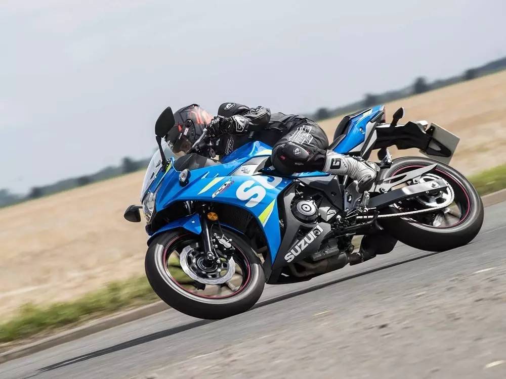 新款铃木gsx250r试驾测评,铃木gsx250r测评如何