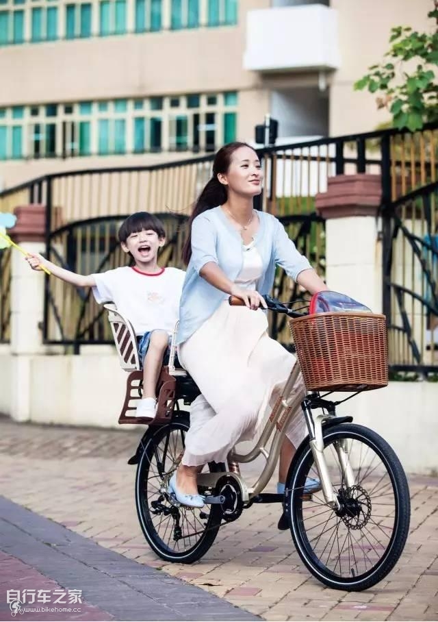 千里达上海自行车展,千里达老款公路赛