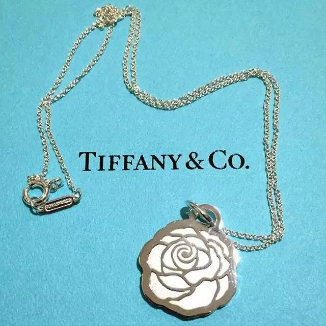 每个女孩都应该有一个tiffany,每个女人都想拥有一件蒂芙尼
