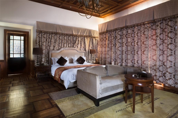 最In新娘情报速递:谁说城堡婚礼素人只有看的份儿？