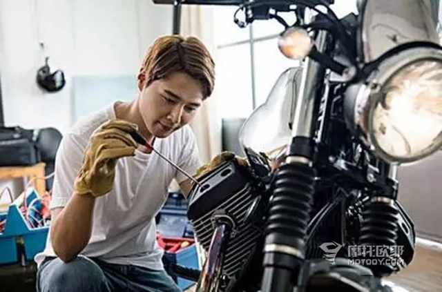 实用摩托车维修教程全套,修理摩托车诀窍大全