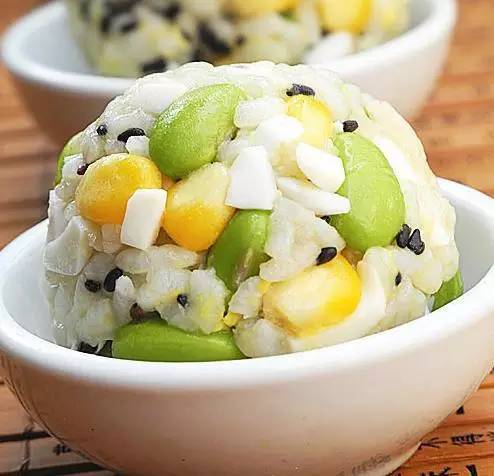 剩米饭怎么做好吃简单又有营养,剩米饭除了蛋炒饭还怎么做好吃