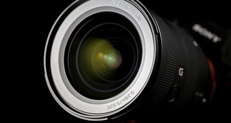 索尼fe35f2.0定焦镜头评测,索尼16-35全画幅广角