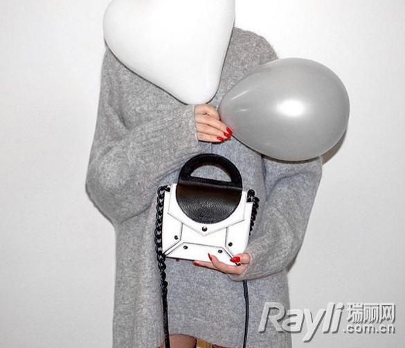 七夕一定要送女朋友的一款包,又想骗我谈恋爱