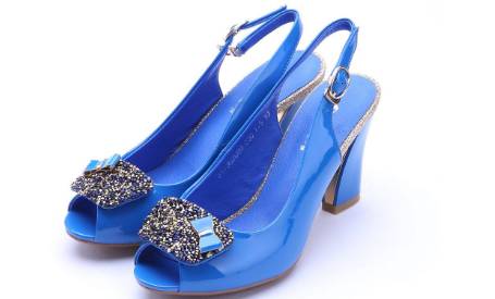 夏去秋来，凉鞋拜拜12种不同材质凉鞋收纳保养小妙招~