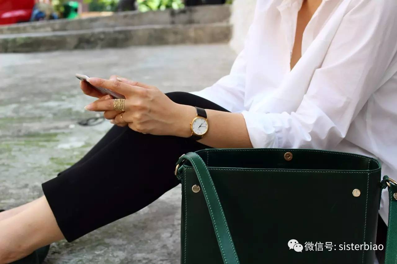 看到了大家挥舞的想要花钱的双手