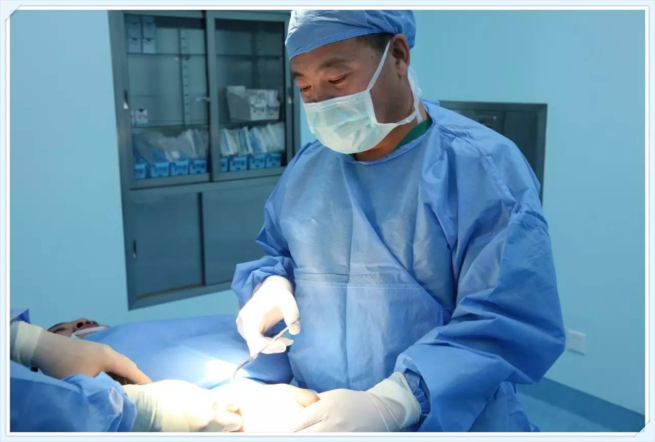 「名医与您天天见」骨病交给我健康带回家骨外二科主任田少华