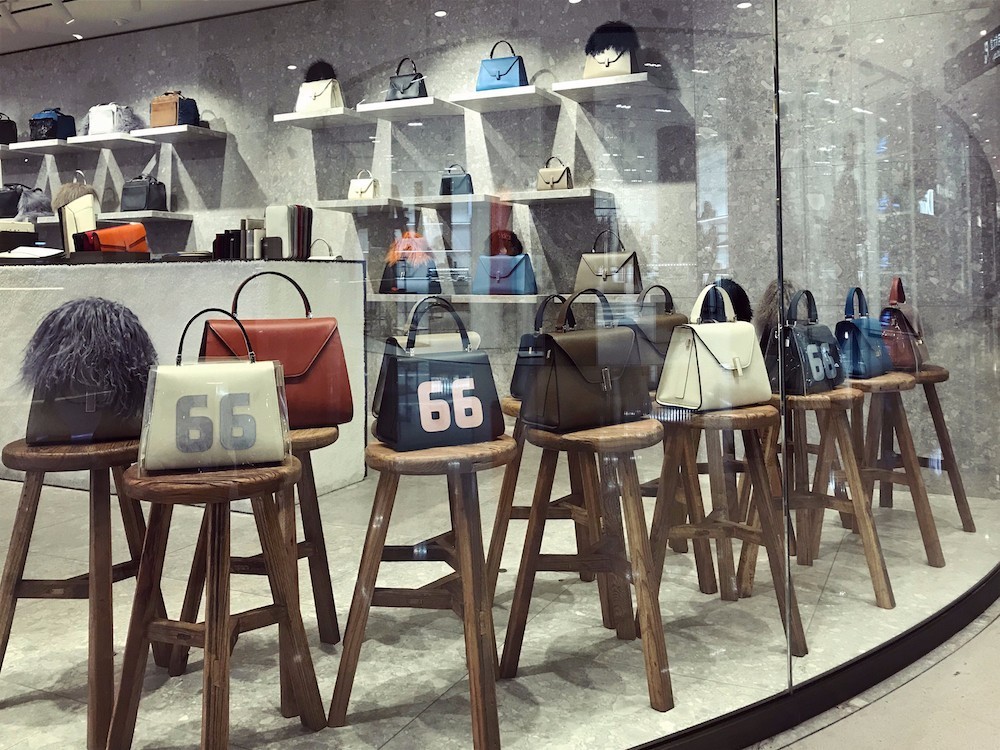 这些中国「别的地方没得卖」的时髦货|都在这个商场里!