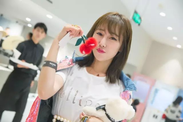 爆款已经看腻了你却还在做烂大街的伪时髦？