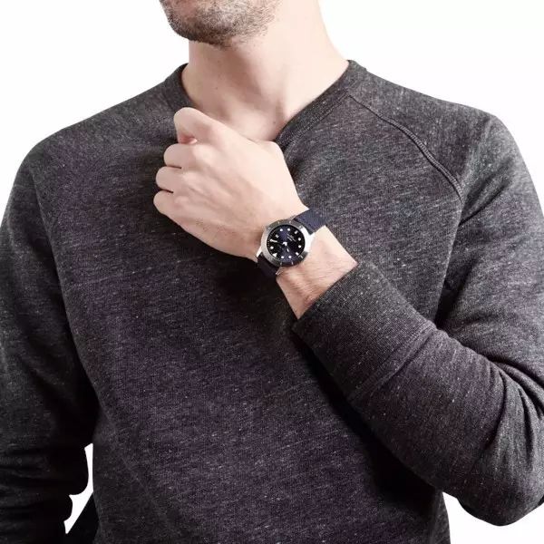 秀恩爱怎么能没有「情侣表」呢？从小众到大牌一次性安利给你