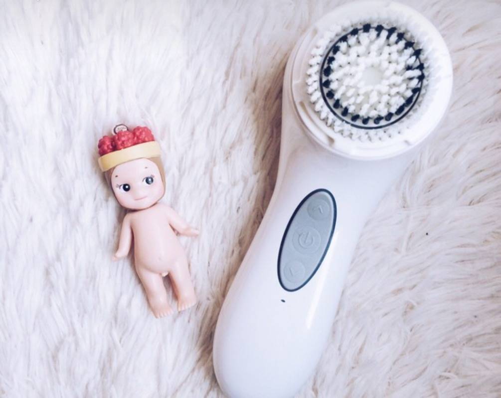 市面上的美容仪真的有用吗？长期使用就不用整容了？