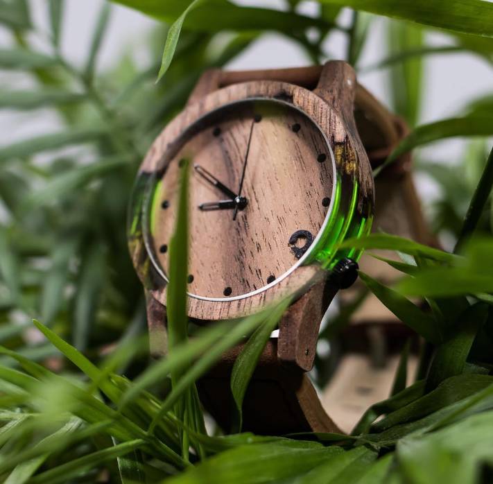 秀恩爱怎么能没有「情侣表」呢？从小众到大牌一次性安利给你