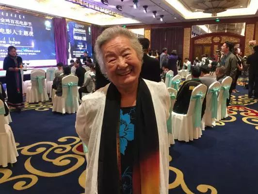 璧拌繘鐢靛奖涓栫晫鎰熷彈鍏夊奖榄呭姏,璧拌繘鍏夊奖涓栫晫