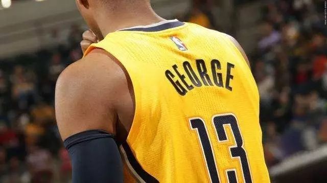 浓眉和乔丹,乔丹浓眉