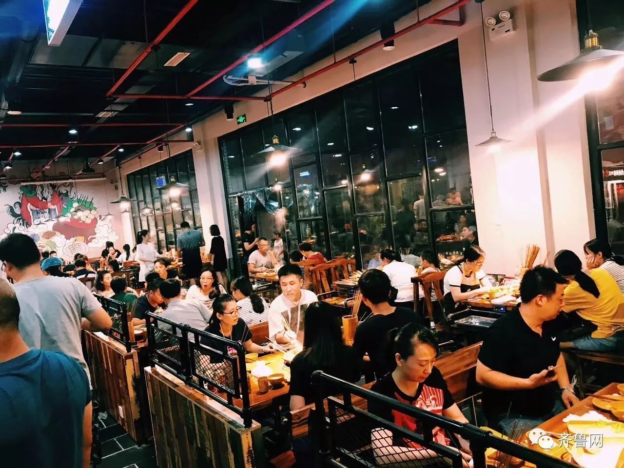 成都火锅串串推荐必吃,地道成都火锅串串