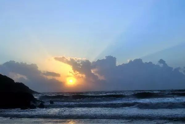 万人嗨玩花果山,万人游旅行