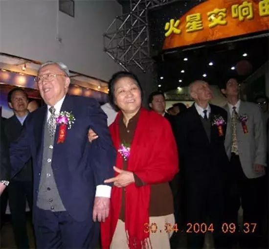 医学三大泰斗吴阶平,吴阶平同志