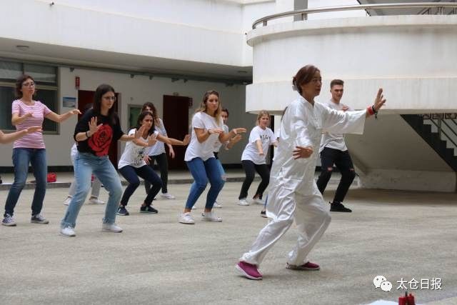 这群漂亮的意大利小哥哥小姐姐来太仓干了啥？