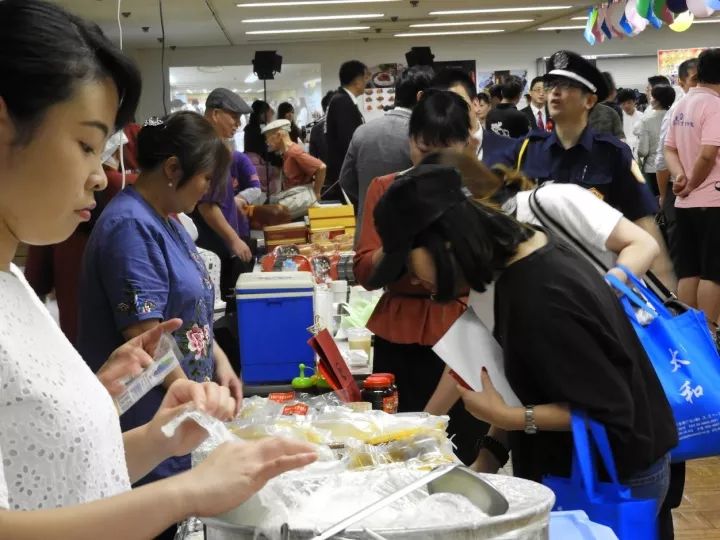 第十届中华料理支援展暨第五回华人微商展成功举办，打造华人圈商务盛会