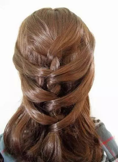 披头散发怎么扎头发好看,披头散发的头发教程