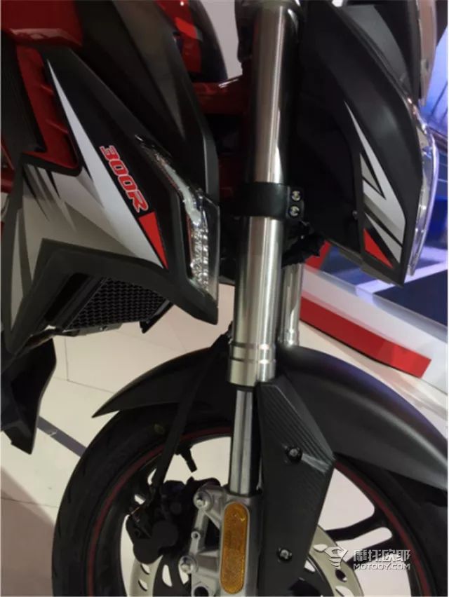 试驾隆鑫无极300r,隆鑫无极300r深度测评