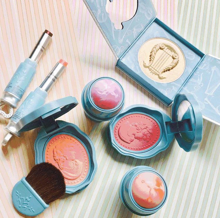 圣诞彩妆哪个系列好,雅诗兰黛圣诞限量彩妆礼盒