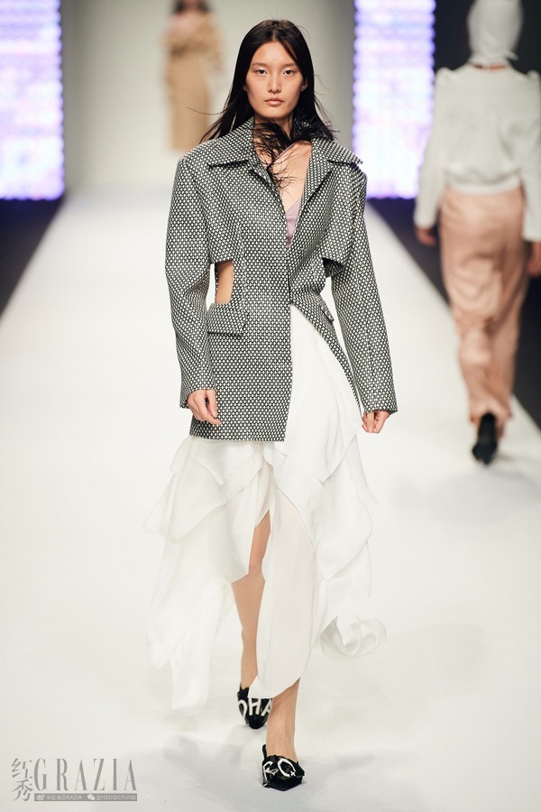 ChaberC+第四季实用主义无限发光、誓以立下标竿