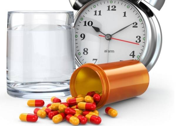 年轻人手脚冰凉怕冷怎么办,年轻人手脚冰凉怎么回事