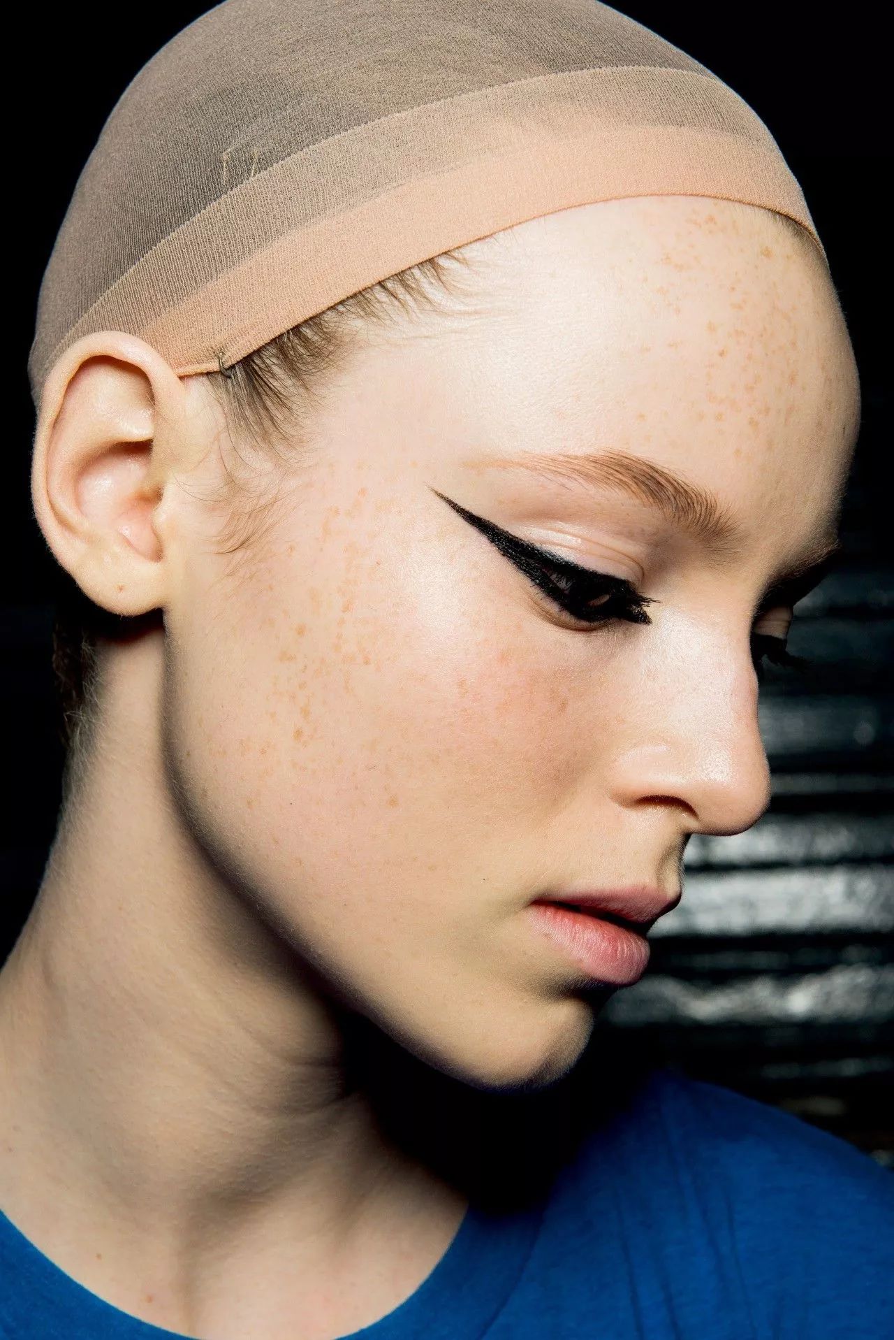 适合亚洲人的八种眼线画法 (眼线怎么画好看又粗又黑)