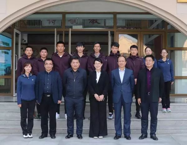 小学足球比赛直播,直播间现场直播小学生足球