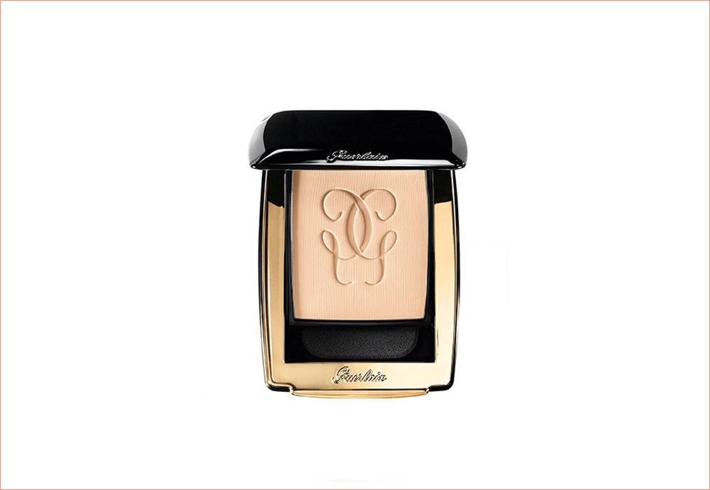 好不容易败了心爱的口碑款粉底液，别输在尴尬浮妆上｜我帮你试试