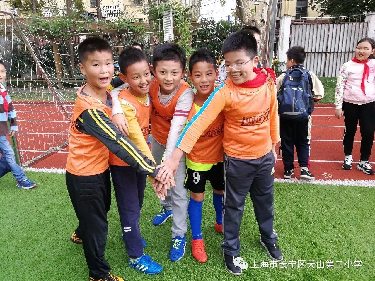 班级足球赛视频,班班篮球赛规则