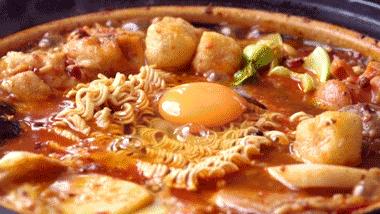 火锅串串香冒菜麻辣烫傻傻分不清,火锅冒菜麻辣烫串串香钵钵鸡区别