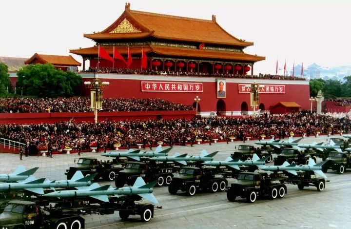 除了东风快递,我们还有红旗盾牌!纪念中国空天防御事业创建60年