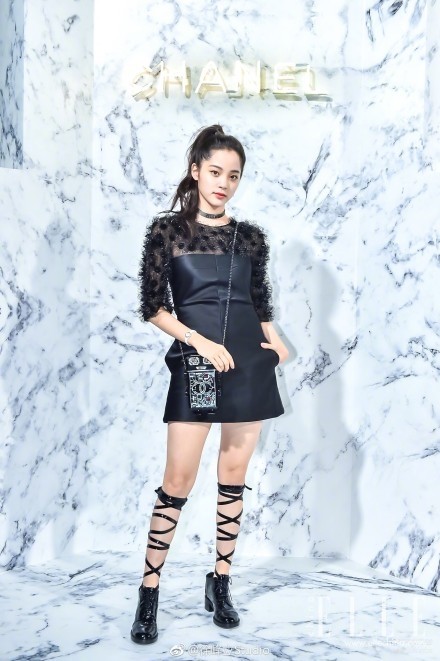 郑爽的演技是被她的黑眼圈耽误了吗？！90后的最大的肌肤危机就是它！