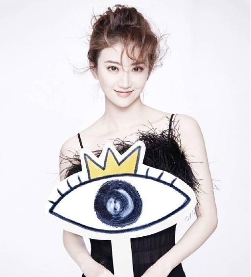 她是许晴的接班人,以后会被捧成下一个小公举吗?