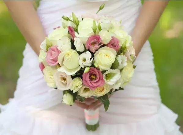 在最美的年纪留下美好的瞬间,在人生中最美的年华遇见最美的你