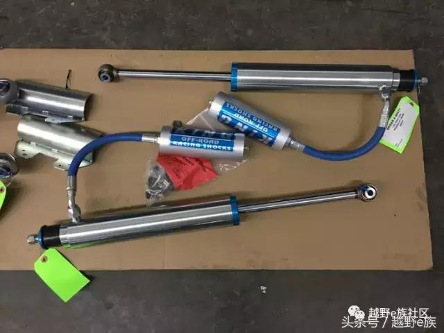 丰田坦途3.3t柴油版改装,丰田坦途trd全新款2022款改装