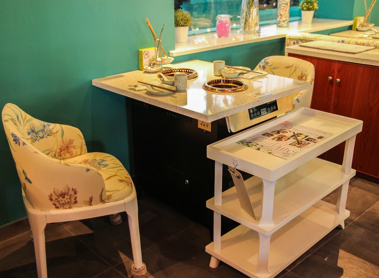 2.8折引爆全城!竟然在400平花园洋房里吃火锅!