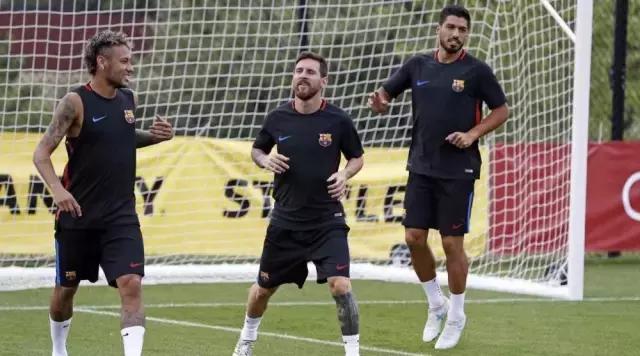 尤文对阵巴萨全场回放,巴萨尤文三年四度交锋