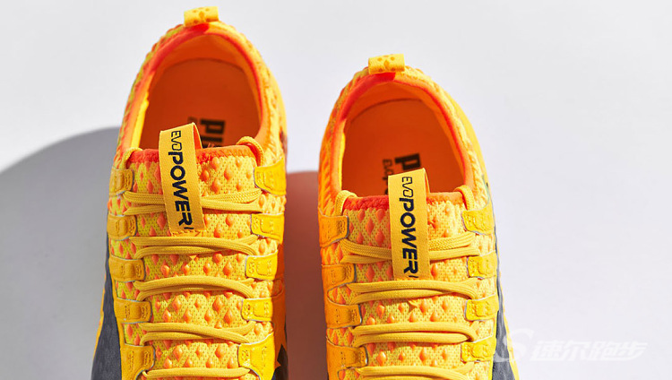 彪马最强实战球鞋,彪马又帅又能打的足球鞋