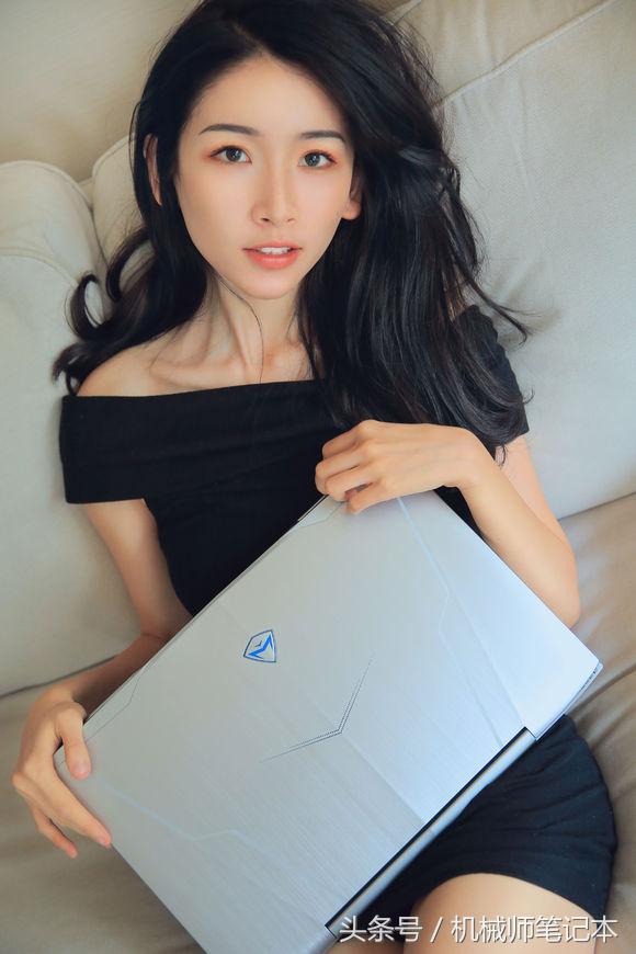 笔记本键盘失灵，输入数字完全没有反应，这个其实不是键盘坏了，只是你少按了一个键