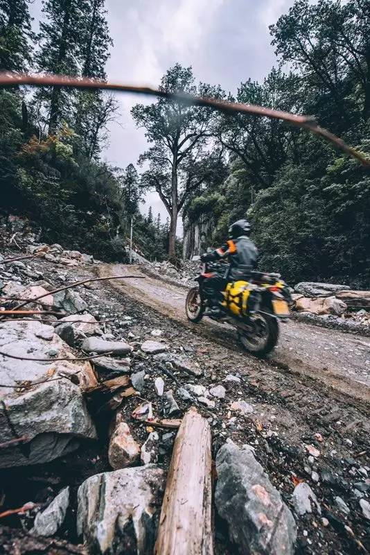 swm650进藏,swmsm650r滑胎摩托车