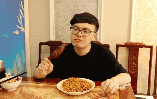 最好吃的冷面推荐,40度的天吃一碗麻辣烫