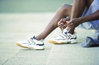 夏天脚汗大鞋子臭怎么办,如何防止脚出汗鞋发臭