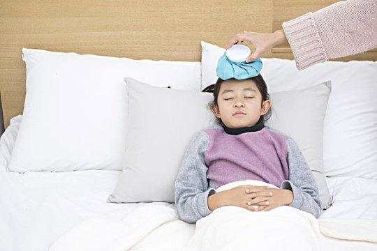 高温天气小心中暑,家长教孩子处理高温中暑的方法