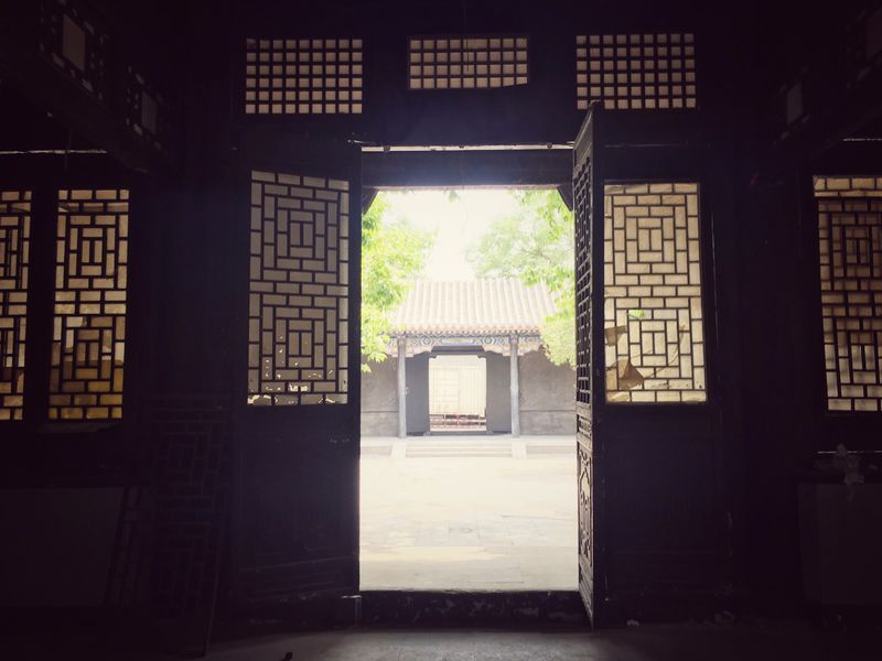 青山绿水间自由的飞翔,青山绿水放飞心情拥抱大自然