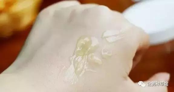 有的面膜敷了之后脸上火辣辣的,最好用的几款涂抹面膜